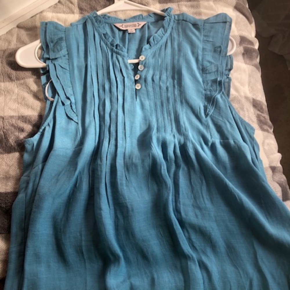 Nanette Lepore S ruffle and pintuck blue tank top